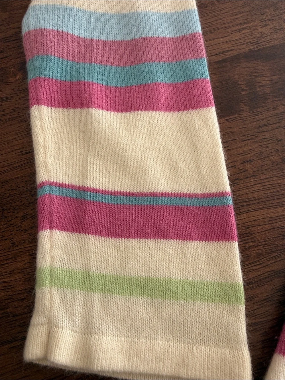 Van Heusen 100% acrylic
